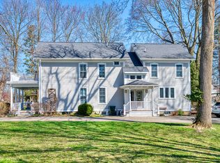 415 S East St, Chelsea, MI 48118