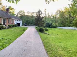 1169 Mohawk Rd, Niskayuna, NY 12309