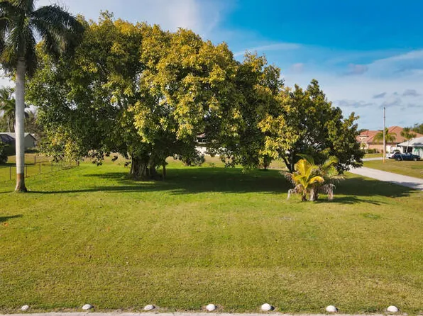 4694 SW Athena Drive, Port St Lucie, FL 34953