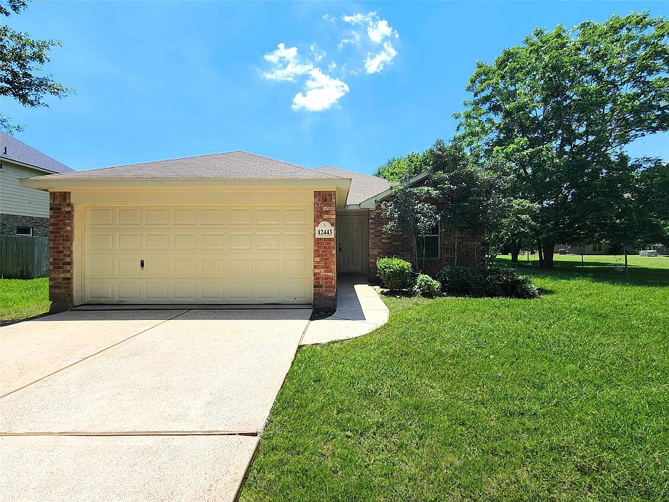 1st image of 12443 Ridgecrest Dr