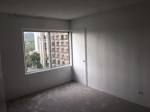 5th image of 320 Ohua Ave APT 1302
