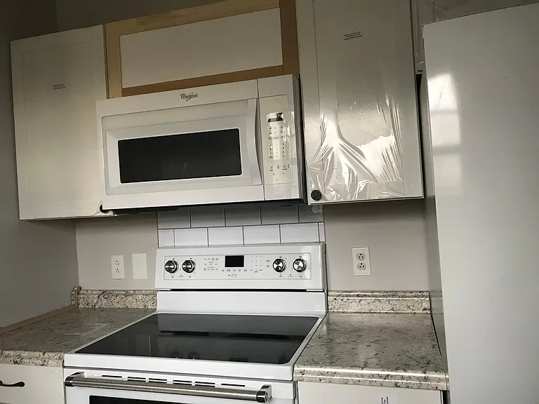 309 Cedarview Dr — Photo 16