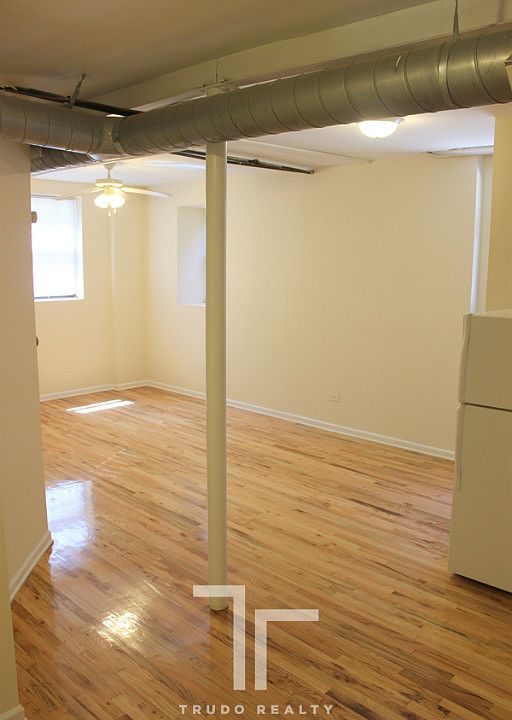 1st image of 1444 W Byron St #1450GS