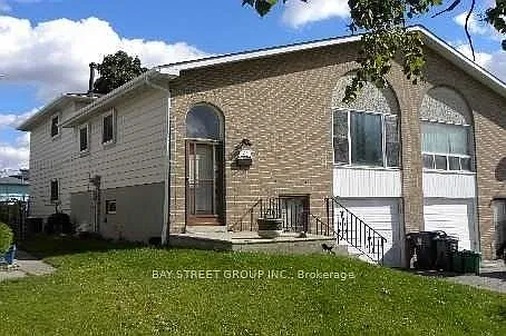 72 Parkdene Ct E #LOWER