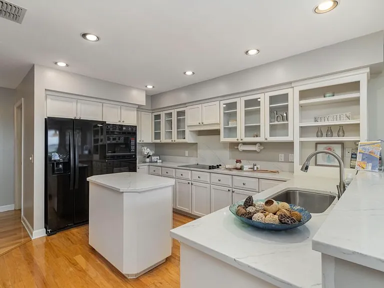 4325 S Tropical Trl — Photo 12