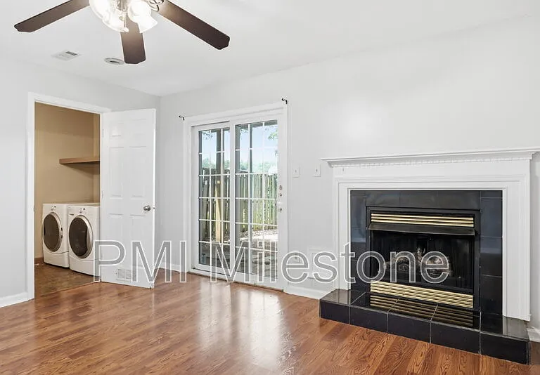 6581 Ewald Ct — Photo 11