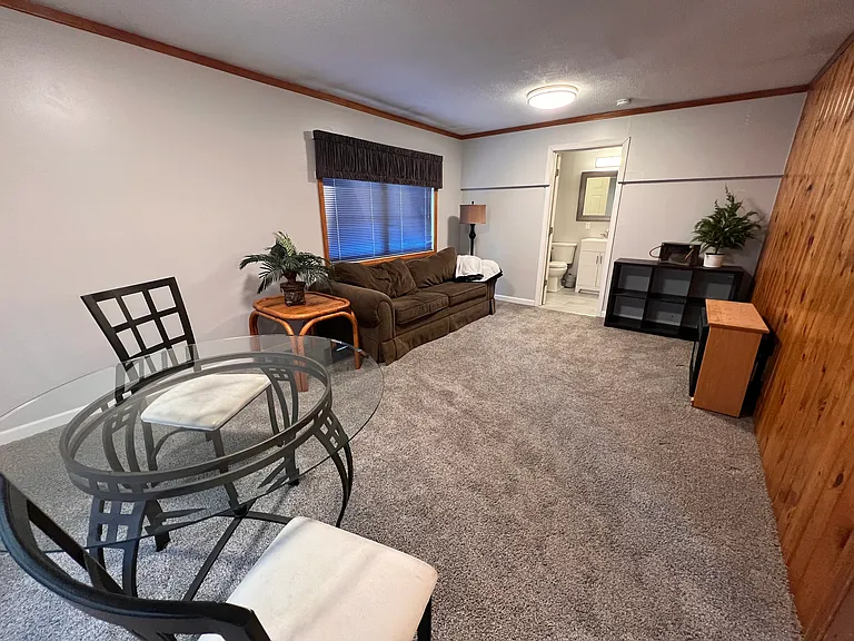 206 N Quincy St — Photo 10