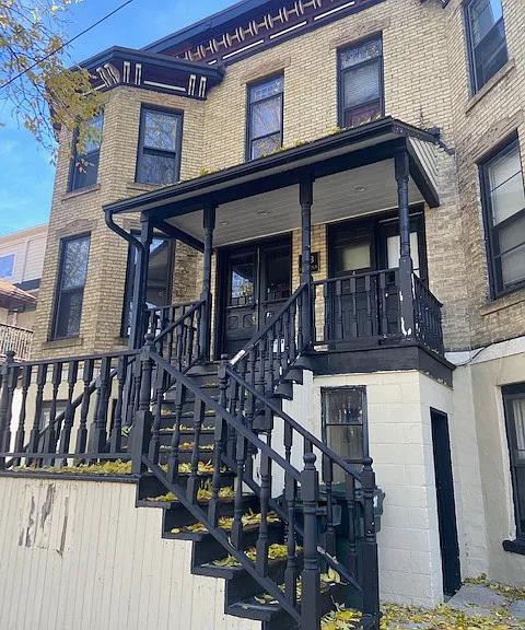 313 E Mifflin St #4 — Photo 12