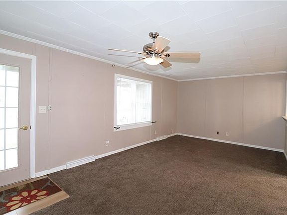 3rd image of 501 E Mill St