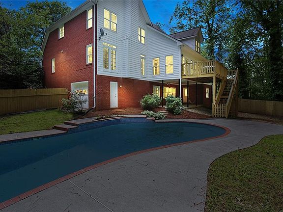 5th image of 10970 Blackbrook Dr