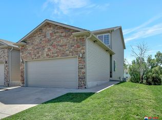 1129 Turtle Creek Rd, Lincoln, NE 68521