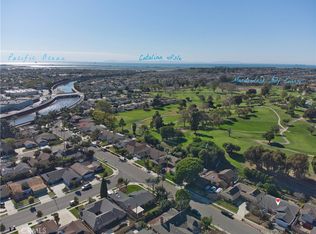 16711 Greenview Ln, Huntington Beach, CA 92649