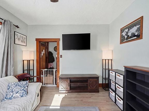 4th image of 6489 Simmons Ave