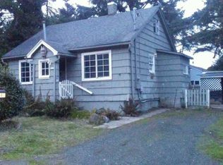1033 SW 17th St, Lincoln City, OR 97367