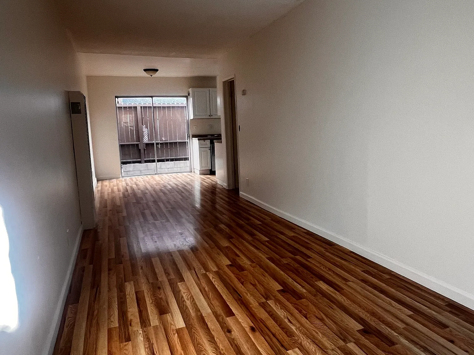2 bed, 1.5 bath, 1125 sqft, $2,975 — Photo 4