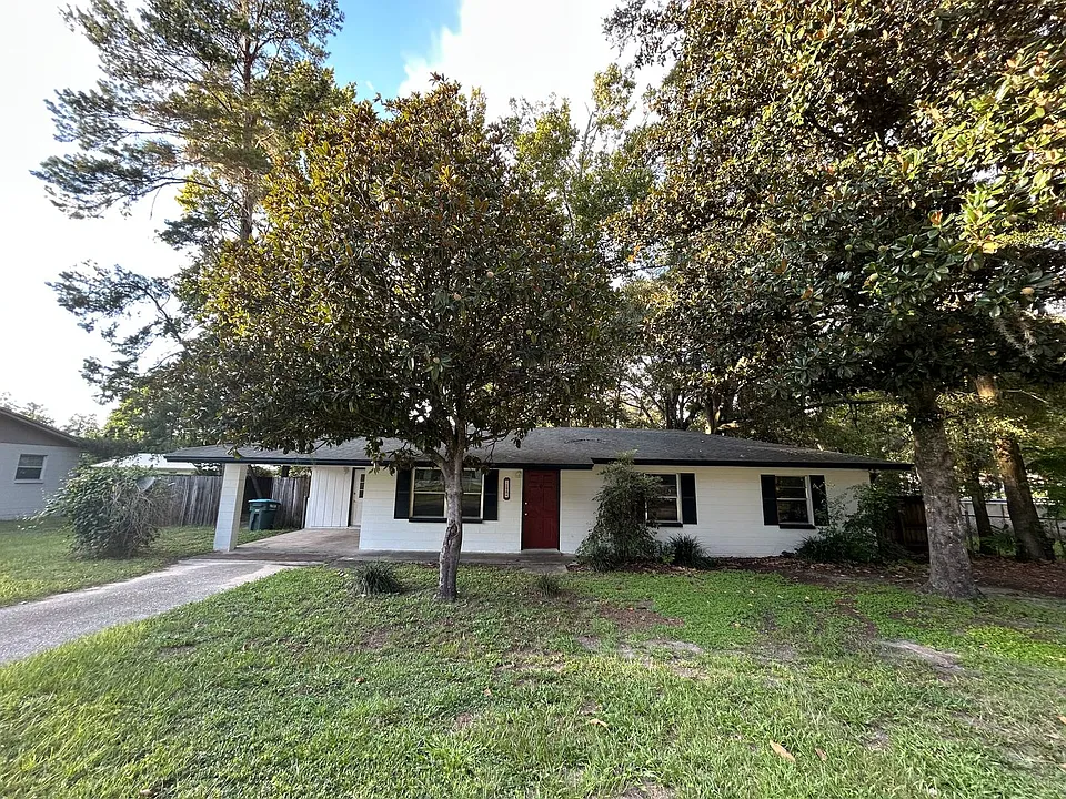13904 NW 142nd Pl