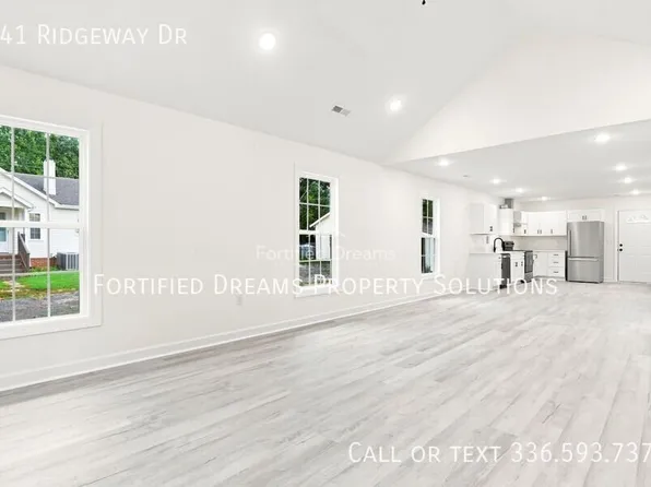841 Ridgeway Dr, Asheboro, NC 27205