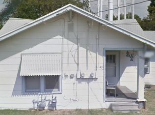 2208 Washington St UNIT B, Commerce, TX 75428