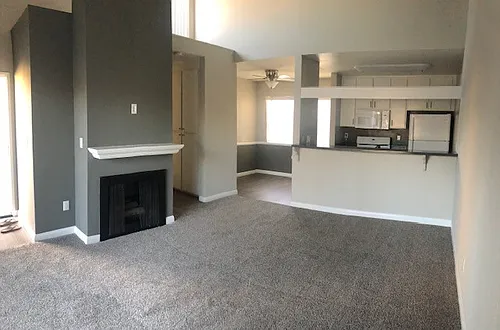 Mesa Pines Apartments Photo 1