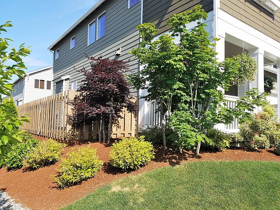 4th image of 27475 211th Ct SE