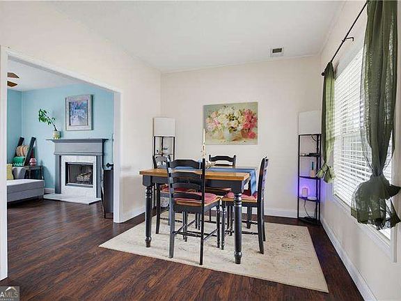 4th image of 3963 Pocono Way NW