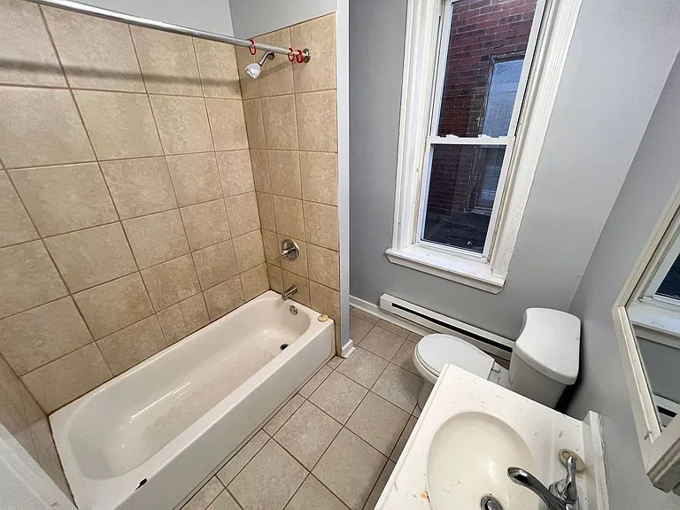 233 N Ramsey St — Photo 18