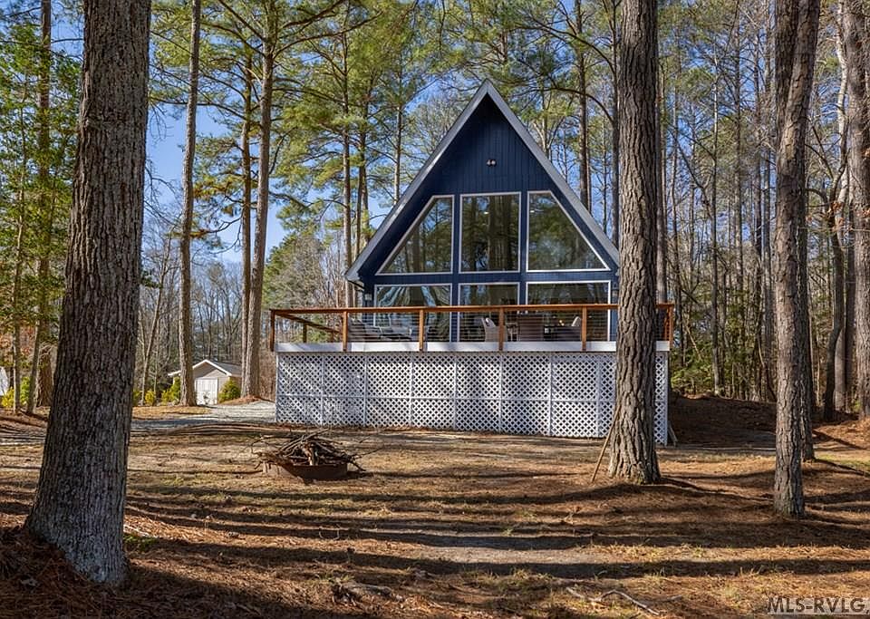 738 Country Club Dr, Gasburg, VA 23857 Zillow