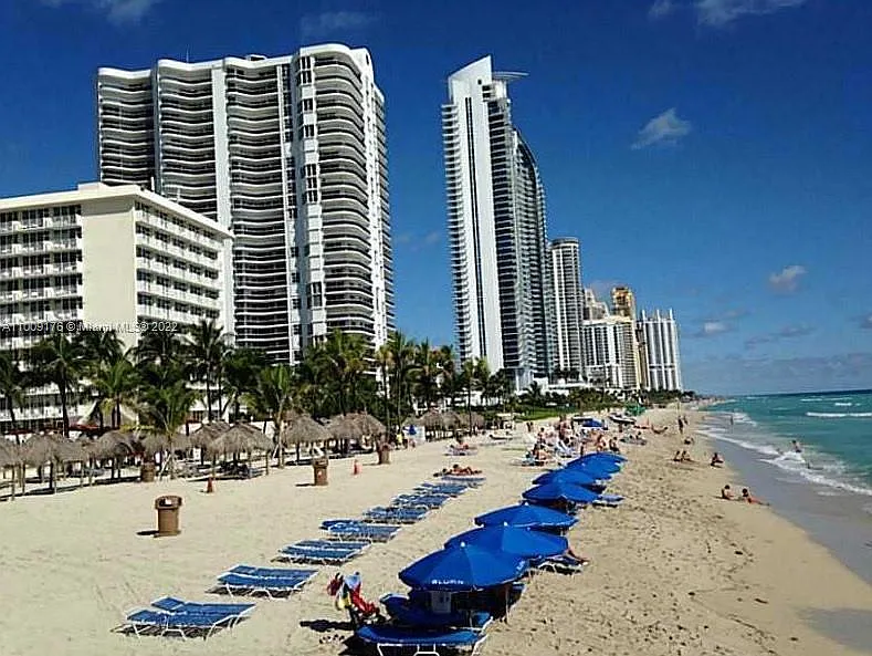 16699 Collins Ave #3301