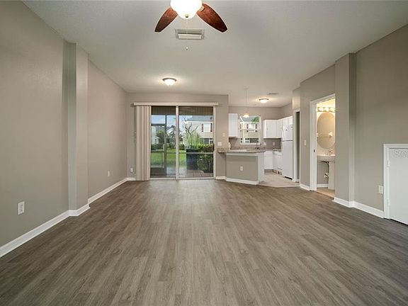 4th image of 12241 Country White Cir