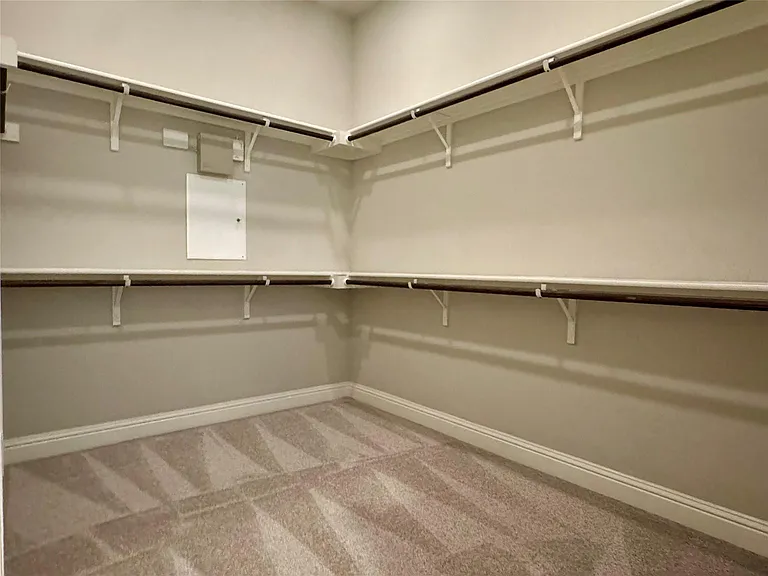 12524 Ondara Dr — Photo 23