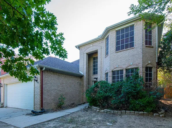 7800 Rushmore Ct, Fort Worth, TX 76137