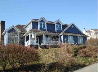 2001 Glenmark Ave, Morgantown, WV 26505