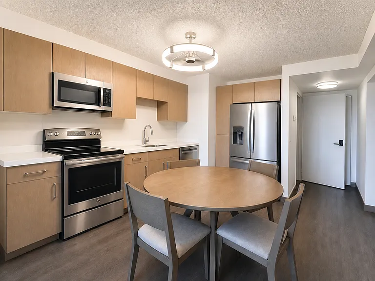 7000 Hawaii Kai Dr #2702 — Photo 2