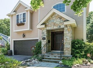 44 Marshall Rd, Wellesley, MA 02482