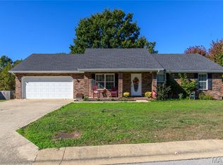 1 Park Vw, Waynesville, MO 65583