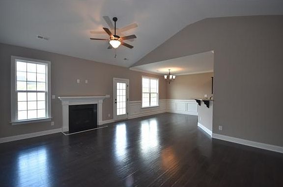 4th image of 3029 Cullens Dr