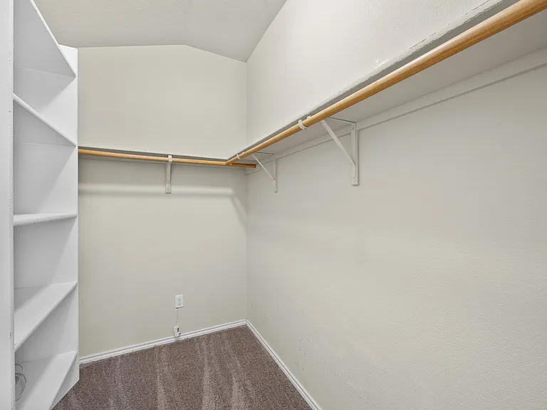 1310 W Parmer Ln #16A — Photo 13