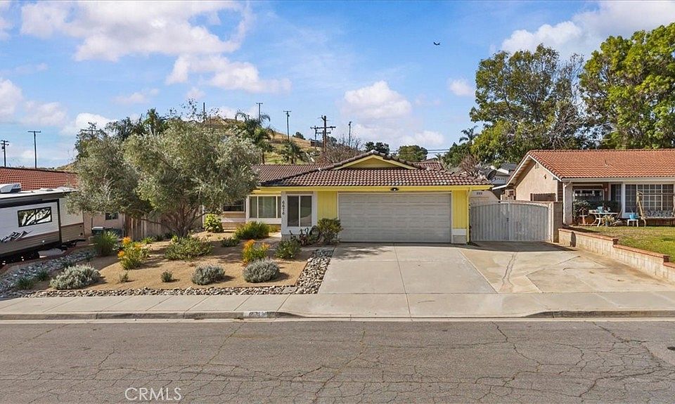 1st image of 6676 Coloma Way