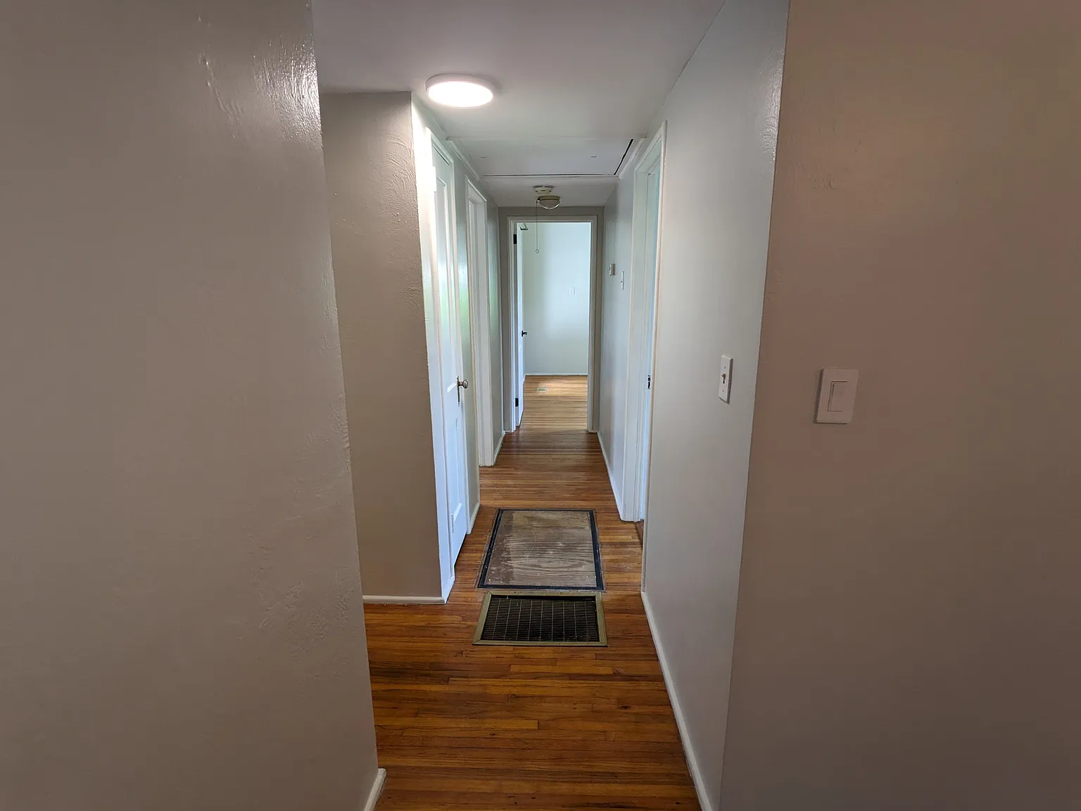 3 bed, 1207 sqft, $1,600 — Photo 3