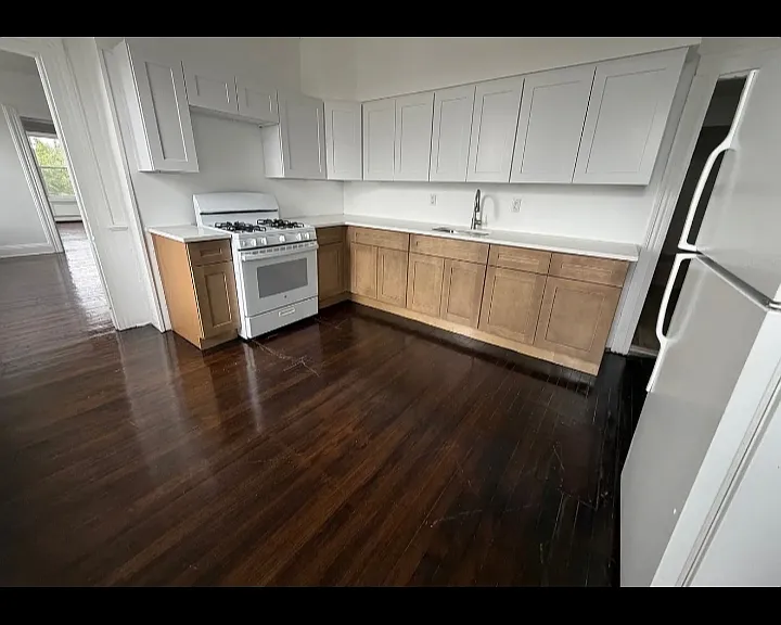 30-32 Geneva St #3A — Photo 4