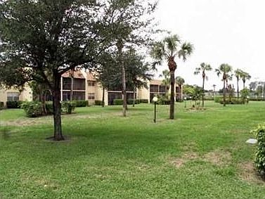 1st image of 2925 SW 22nd Ave #2070