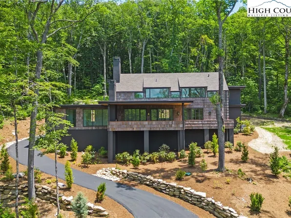 268 Hemlock Drive, Linville, NC 28646