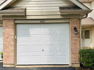 1622 Orchard Ave, Schaumburg, IL 60193