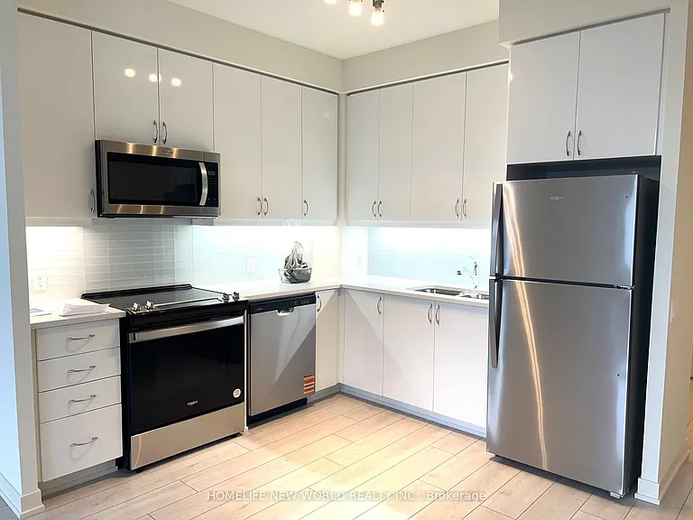 4955 Yonge St #3207 — Photo 3