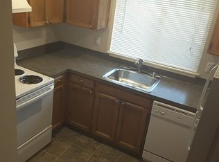 17527 83rd Pl NE APT F, Kenmore, WA 98028