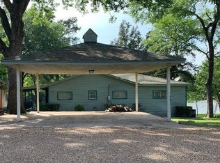 137 Dolly Dr, Mabank, TX 75156
