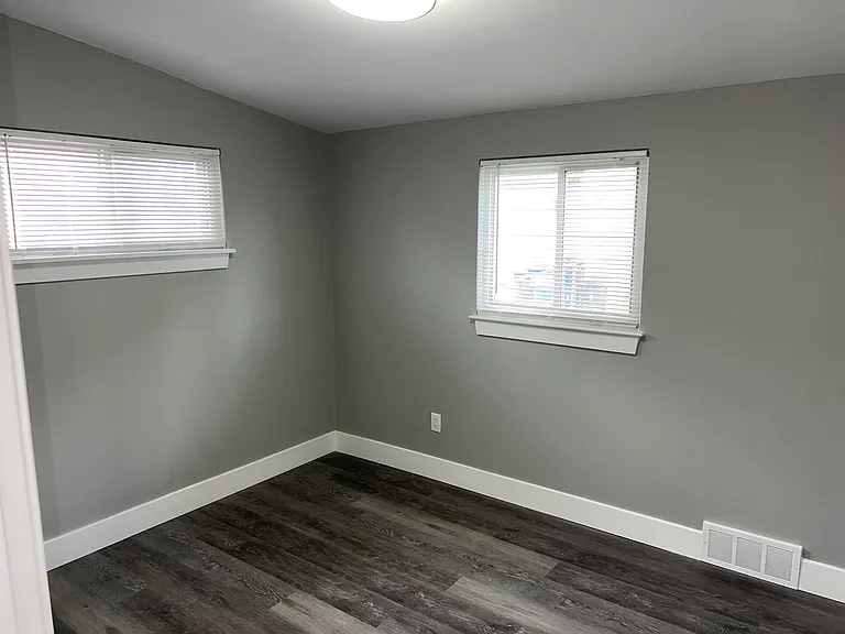 8305 Melvin Ave — Photo 13