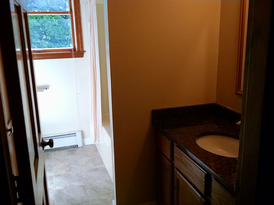 2nd image of 616 Brunswick St