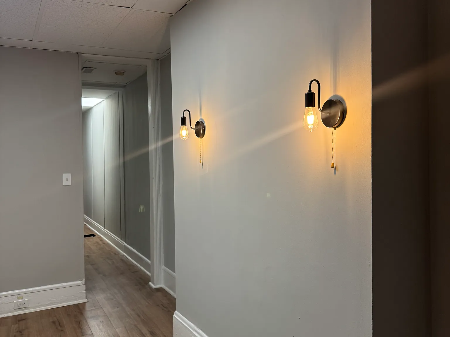 2 bed, 1.5 bath, 1200 sqft, $1,500 — Photo 2