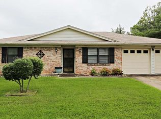 3320 Robin Rd, Paris, TX 75460